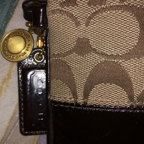 Coach Wristlet - Picture 5 of 12